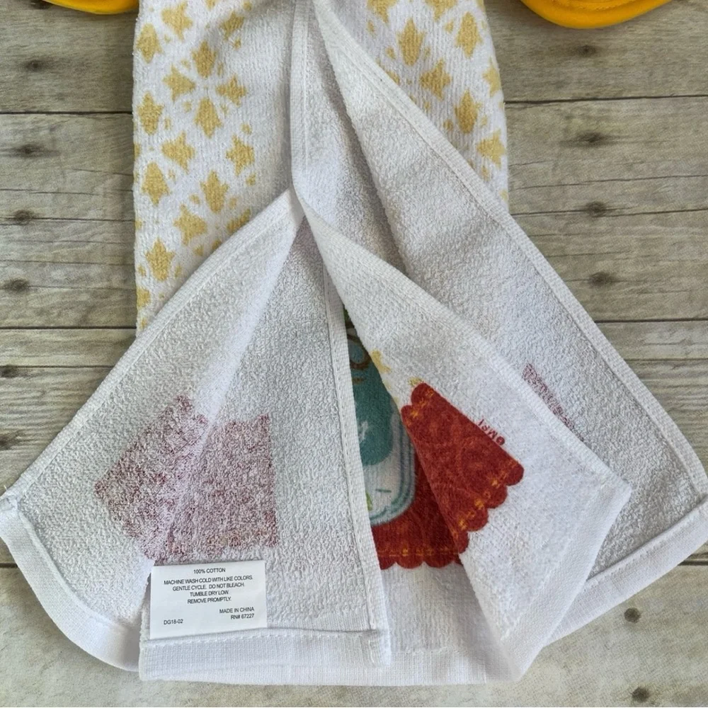 Bundle of 4 - Two Crochet Hanging Towels Double Thick and Two Pot Holders